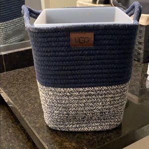 Ugg wastebasket